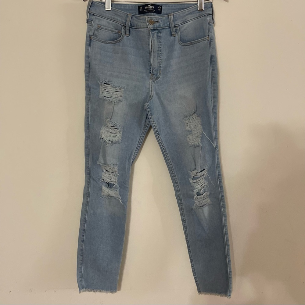 Hollister ripped skinny jeans